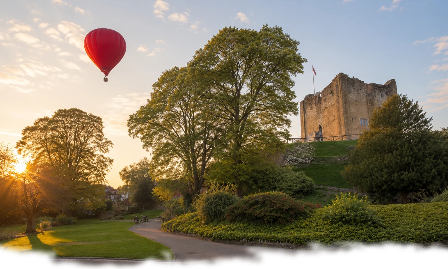 Hot air balloon flight from Guildford, one of the closest launch locations to Horley